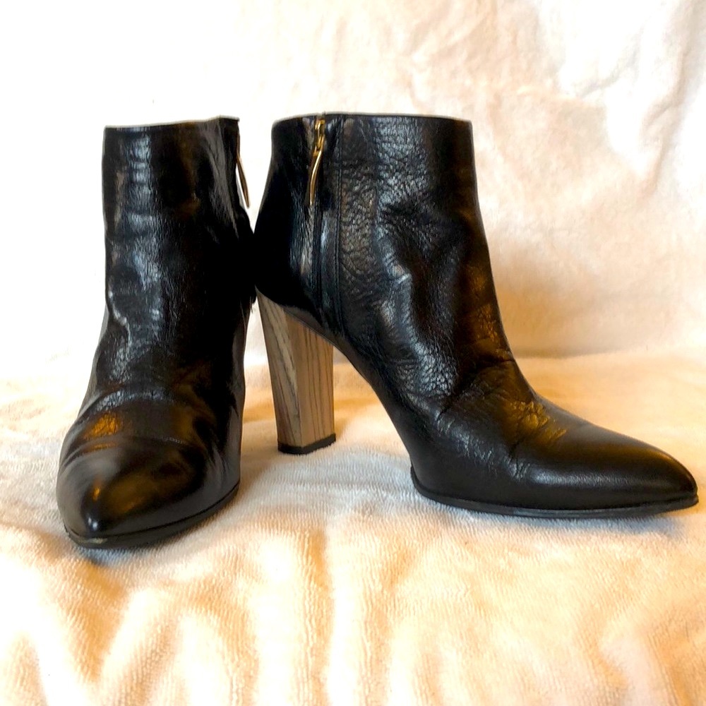 Women’s Kate Spade leather bootie